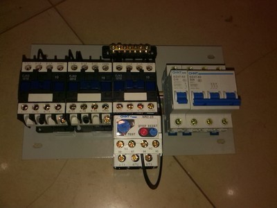 精創(chuàng)溫控箱/冷庫(kù)配電箱/海鮮池電控箱/50P分線圈冷凍電腦控制箱圖片,精創(chuàng)溫控箱/冷庫(kù)配電箱/海鮮池電控箱/50P分線圈冷凍電腦控制箱圖片大全,北京金強(qiáng)華制冷設(shè)備-4-